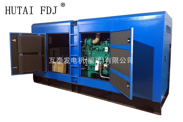 柴油發電機組300KW康（kāng）明（míng）斯動力靜音型發電機（jī） 375KVA三相 NTA855-G4