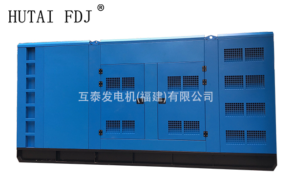 大型康明斯（sī）動力900KW柴油發電機組 1125KVA靜音型發電機 KTA38-G9